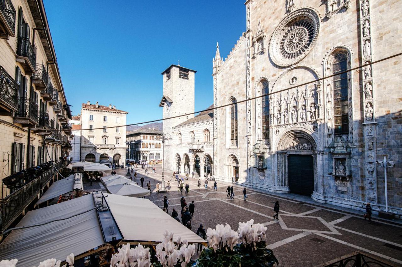 La Finestra Sul Duomo - The House Of Travelers Apartment โกโม ภายนอก รูปภาพ