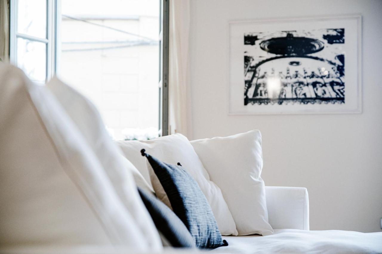 La Finestra Sul Duomo - The House Of Travelers Apartment โกโม ภายนอก รูปภาพ