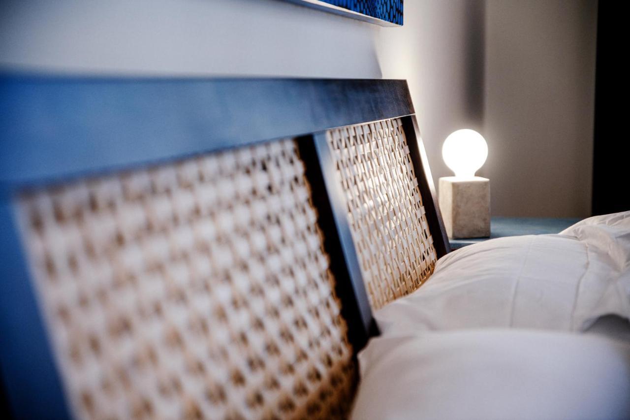 La Finestra Sul Duomo - The House Of Travelers Apartment โกโม ภายนอก รูปภาพ