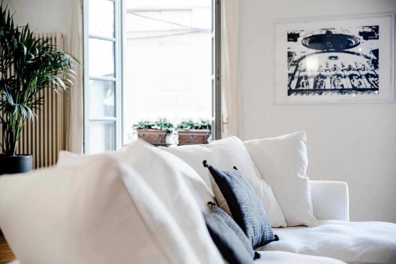La Finestra Sul Duomo - The House Of Travelers Apartment โกโม ภายนอก รูปภาพ